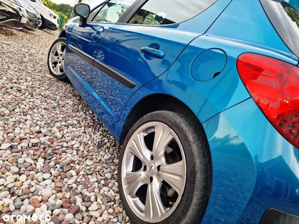 Peugeot 207 110 Sport - 23