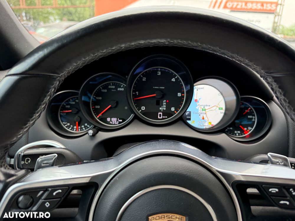 Porsche Cayenne Diesel Platinum Edition - 6