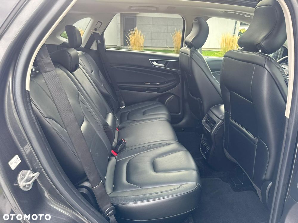 Ford Edge 2.0 TDCi Bi-Turbo 4x4 Titanium - 28