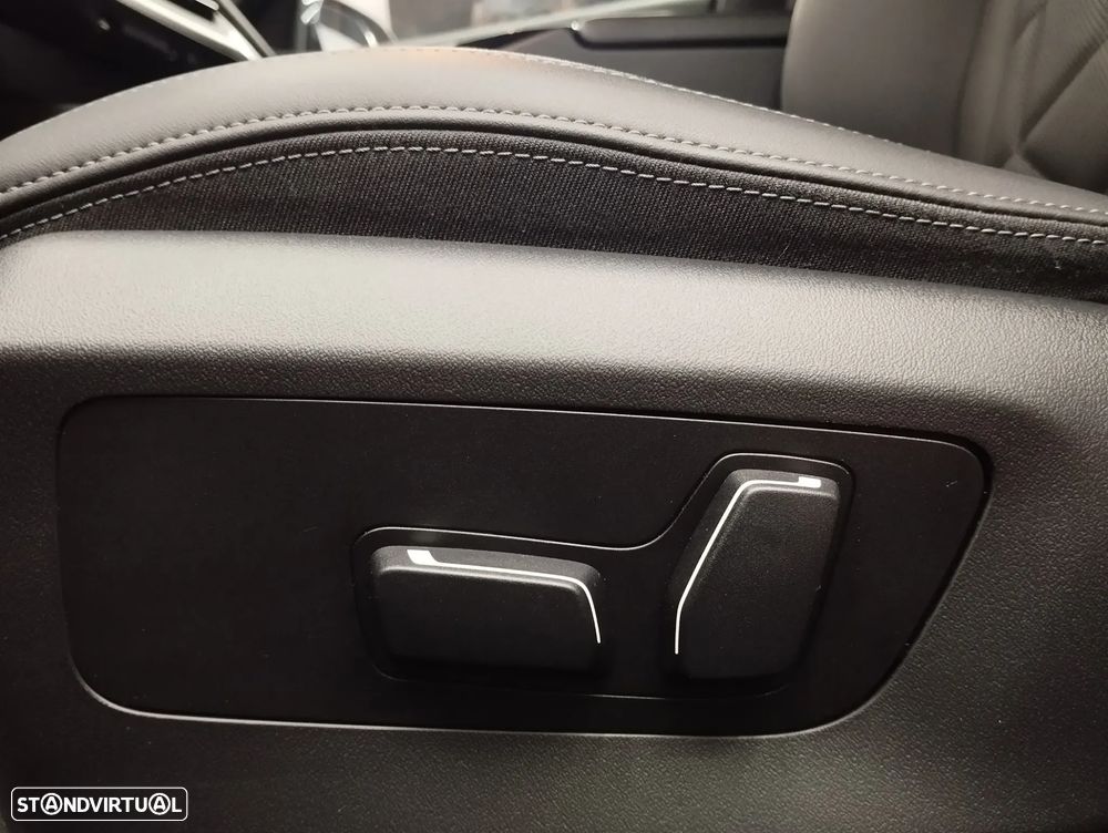 BMW 520 d Pack Desportivo M - 19