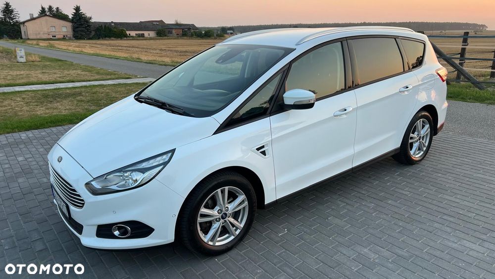 Ford S-Max - 1