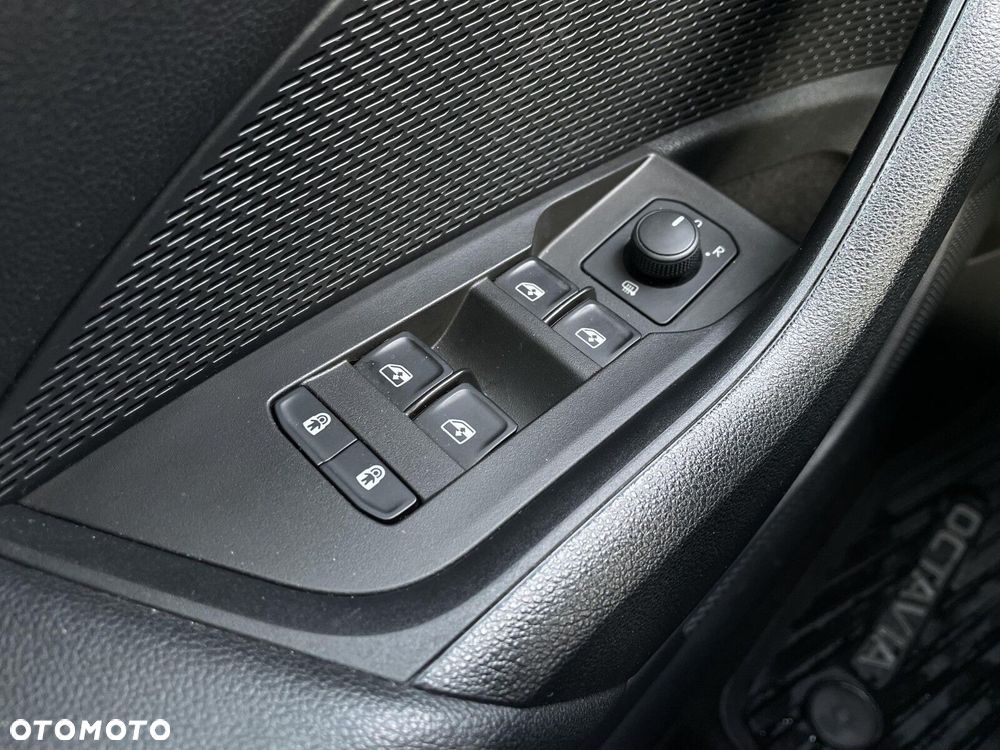 Skoda Octavia 2.0 TDI Ambition - 25