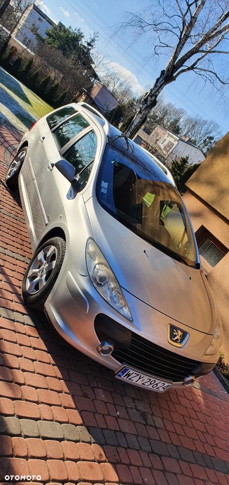 Peugeot 307 1.6 HDI XT Premium - 4