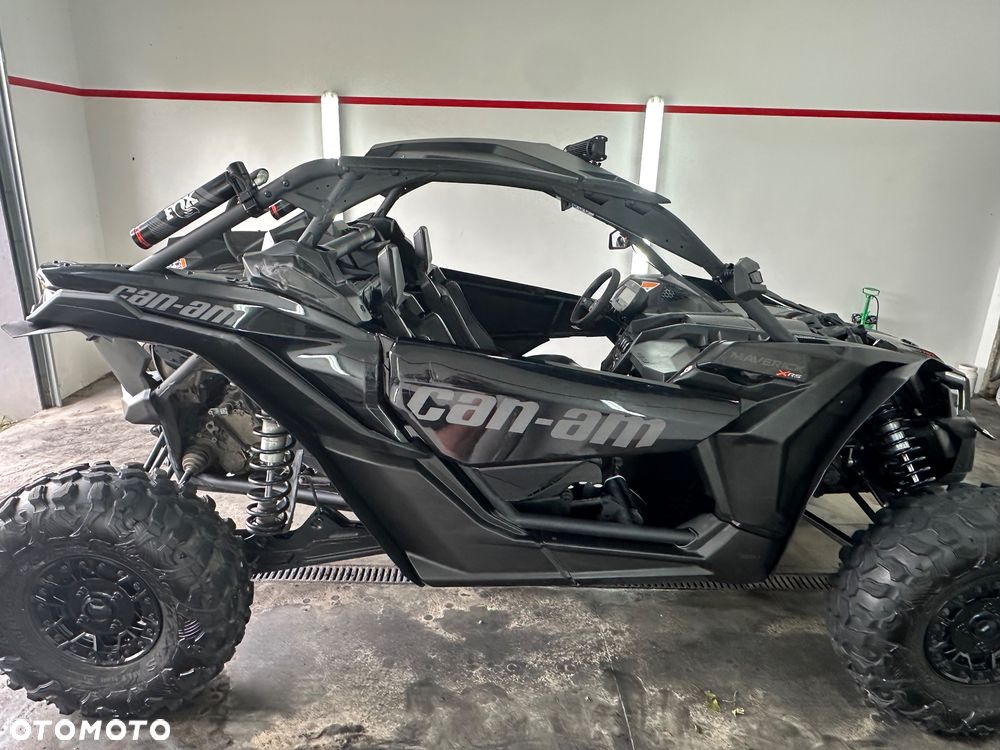 Can-Am Maverick - 24