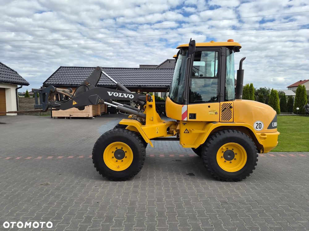 Volvo L30B Pro - 10