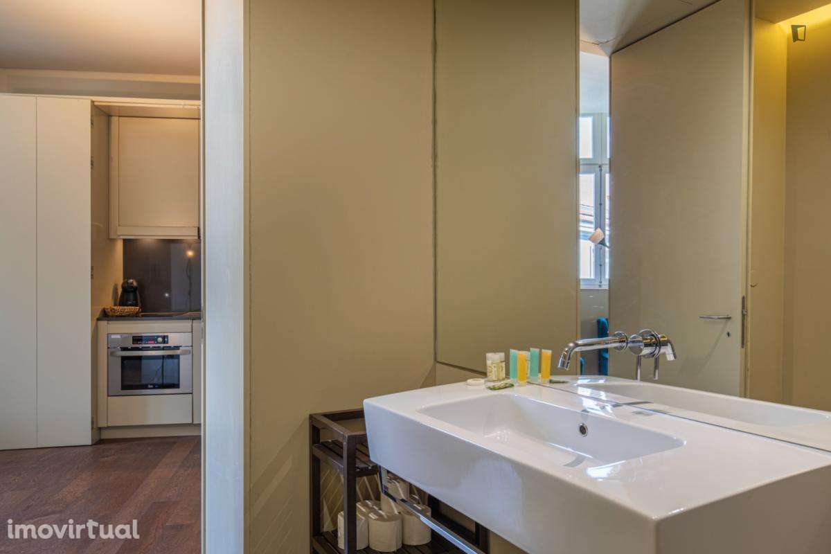 Estúdio - localizado em Cais do Sodré Lisbon - Grande imagem: 2/19