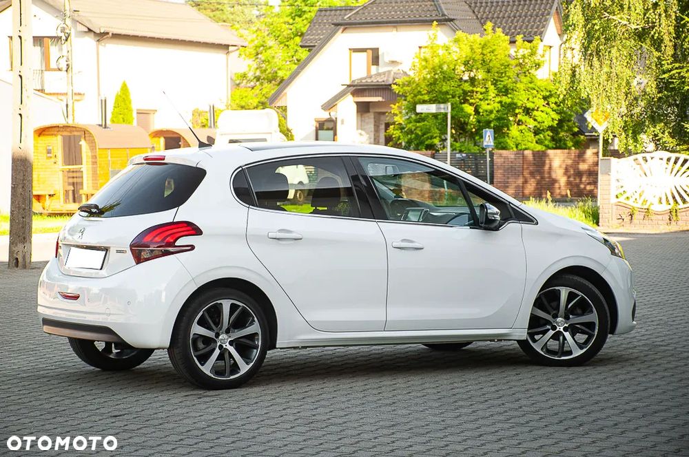 Peugeot 208 PureTech 110 Stop & Start Tech Edition - 14
