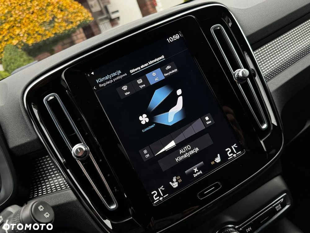 Volvo XC 40 T3 Geartronic RDesign - 22