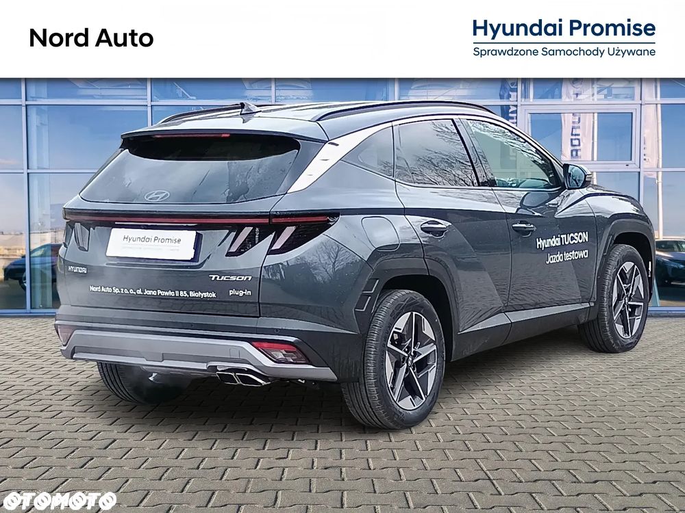 Hyundai Tucson - 4