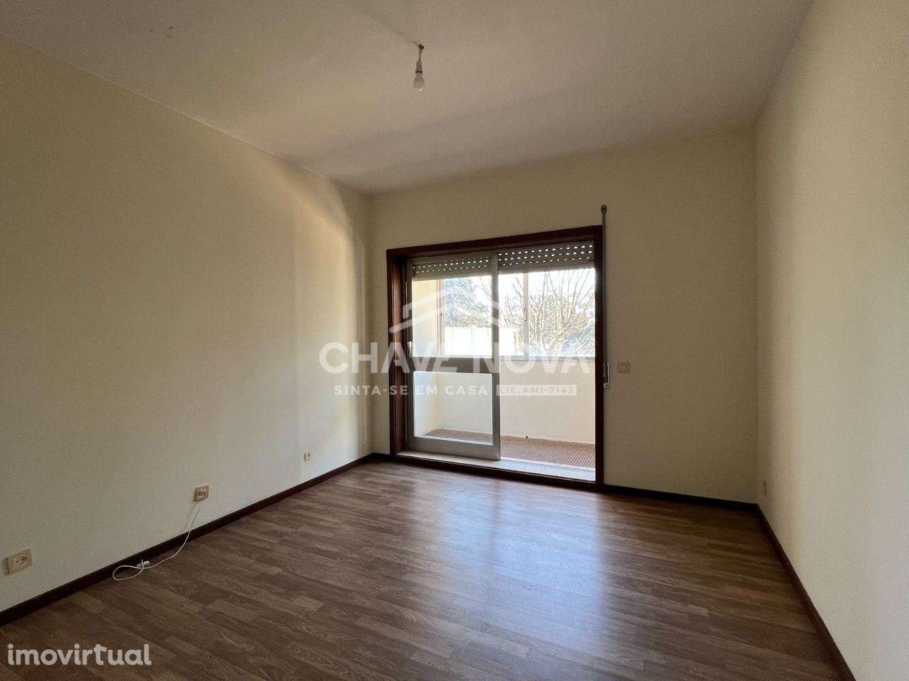 PS - Apartamento T1 em Santa Marinha - Grande imagem: 2/12