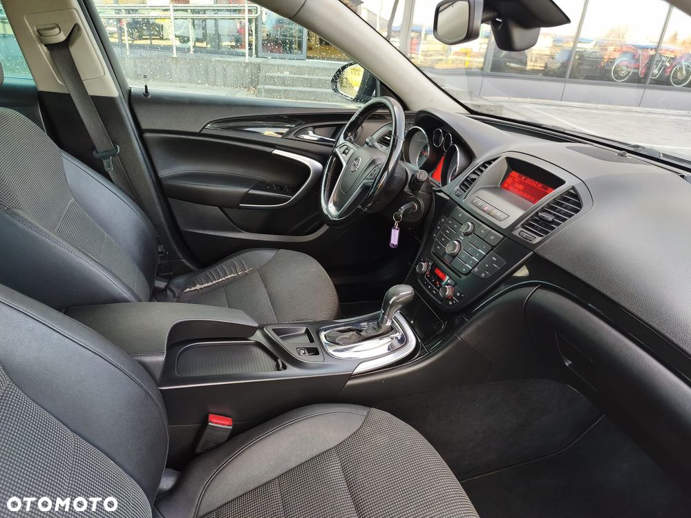 Opel Insignia - 18