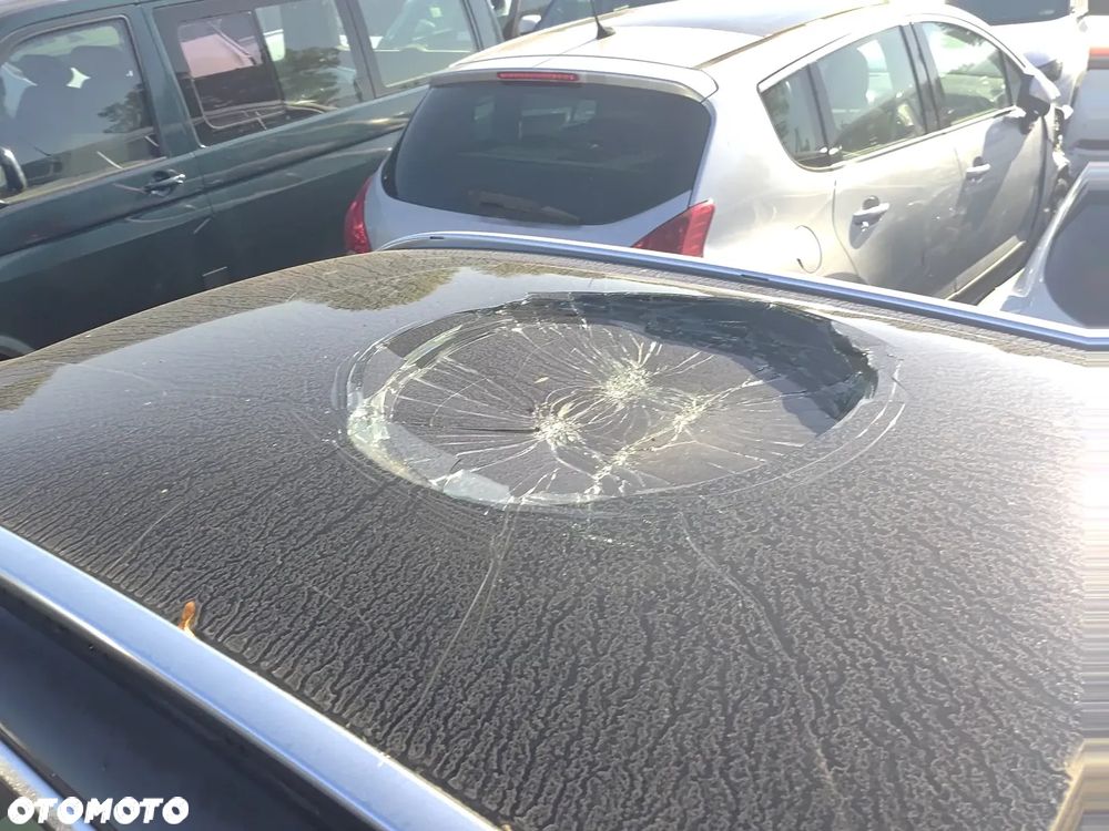 Peugeot 508 RXH 2.0 HDi HYbrid4 - 22