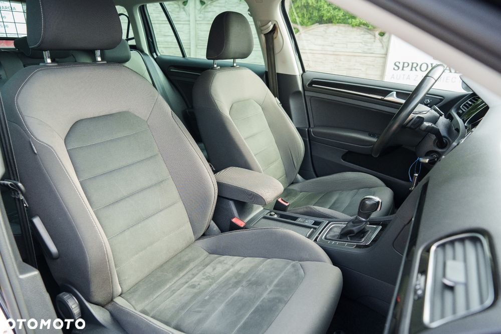 Volkswagen Golf 1.5 TSI ACT (BlueMotion Technology) DSG Highline - 24