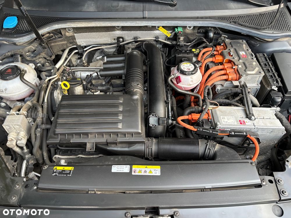 Volkswagen Passat 1.4 TSI Plug-In Hybrid GTE DSG - 34