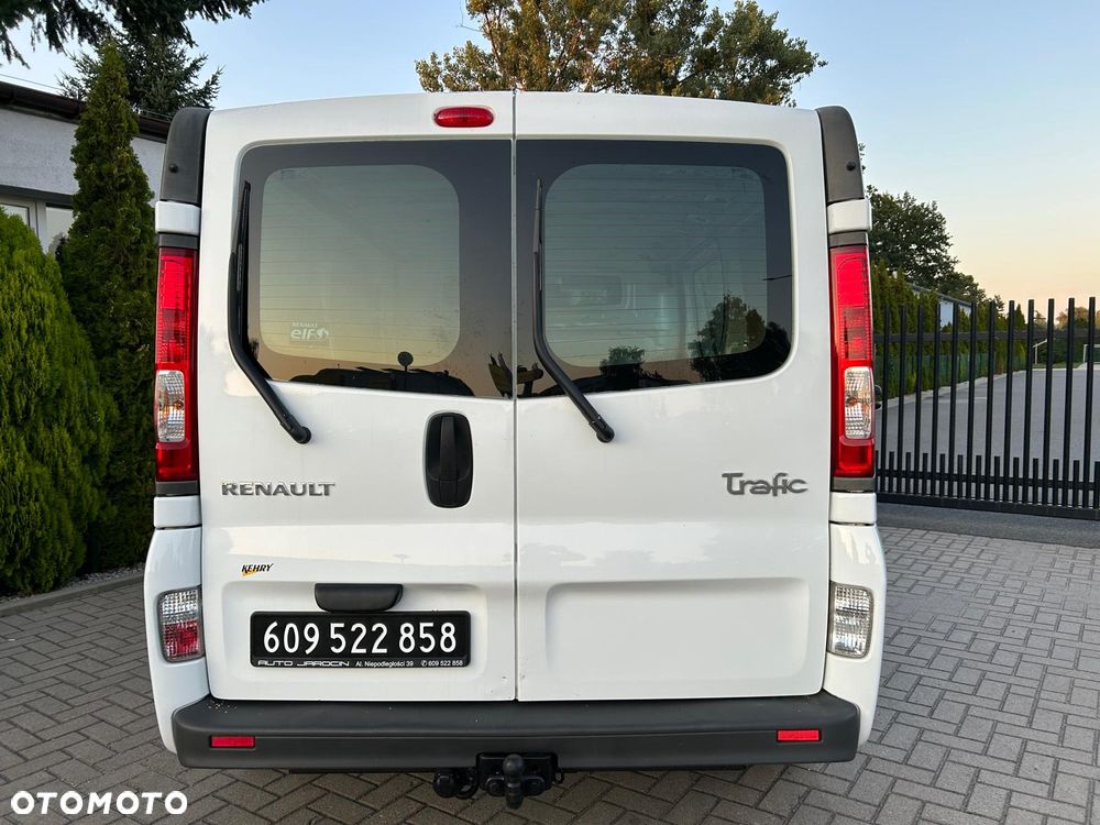 Renault Trafic - 13