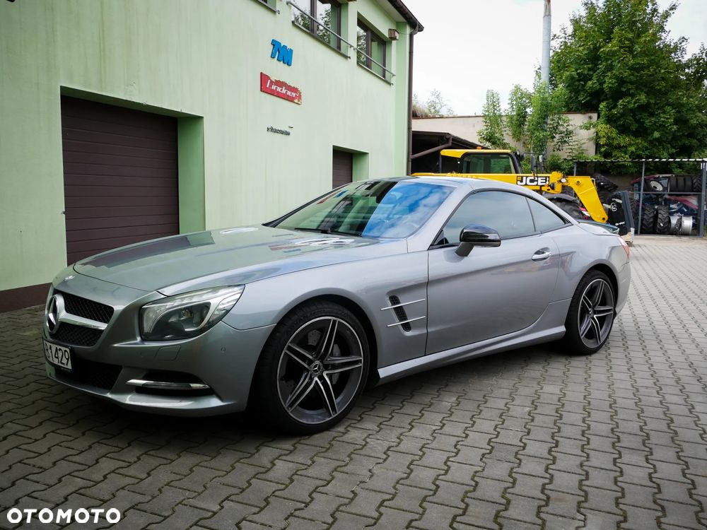 Mercedes-Benz SL - 1