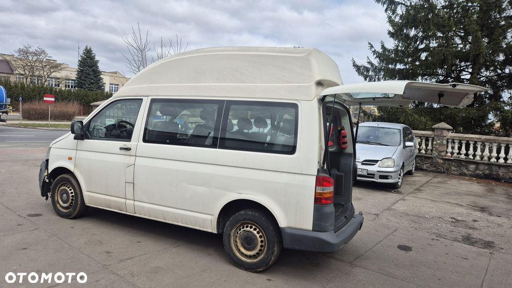 Volkswagen Transporter Shuttle Kurz - 4