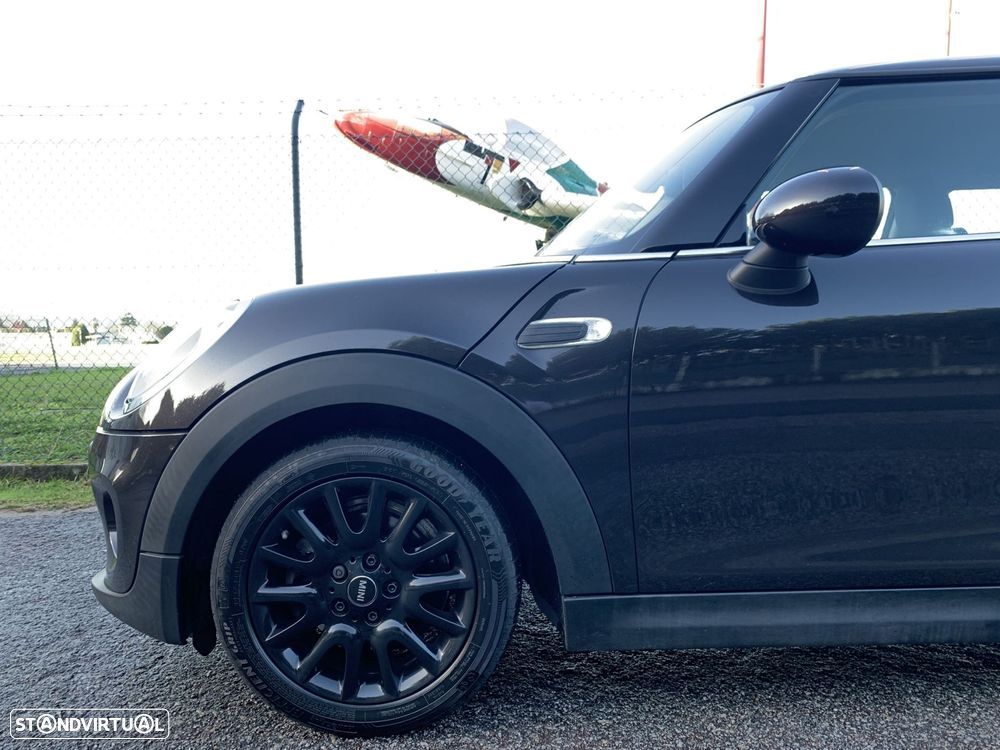 MINI 3 Portas One D - 49