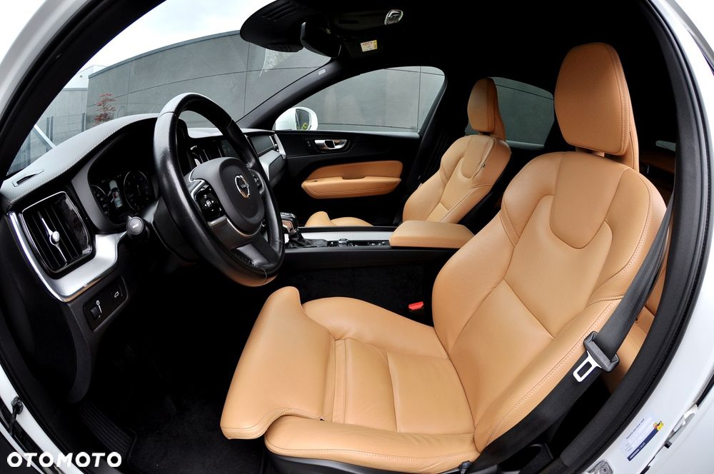 Volvo XC 60 - 16