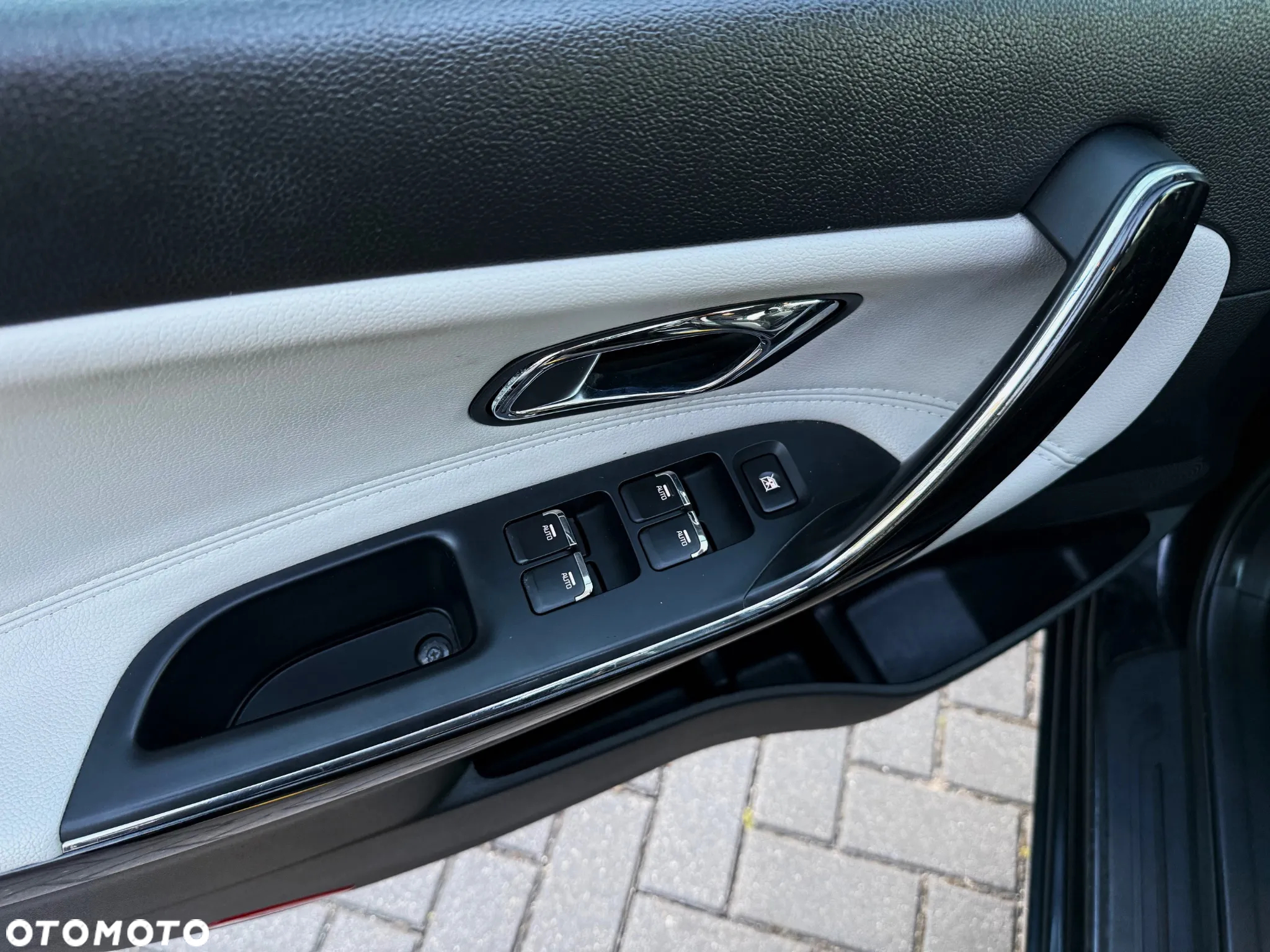 Kia Ceed 1.6 CRDi 136 ISG SW Platinum Edition - 15