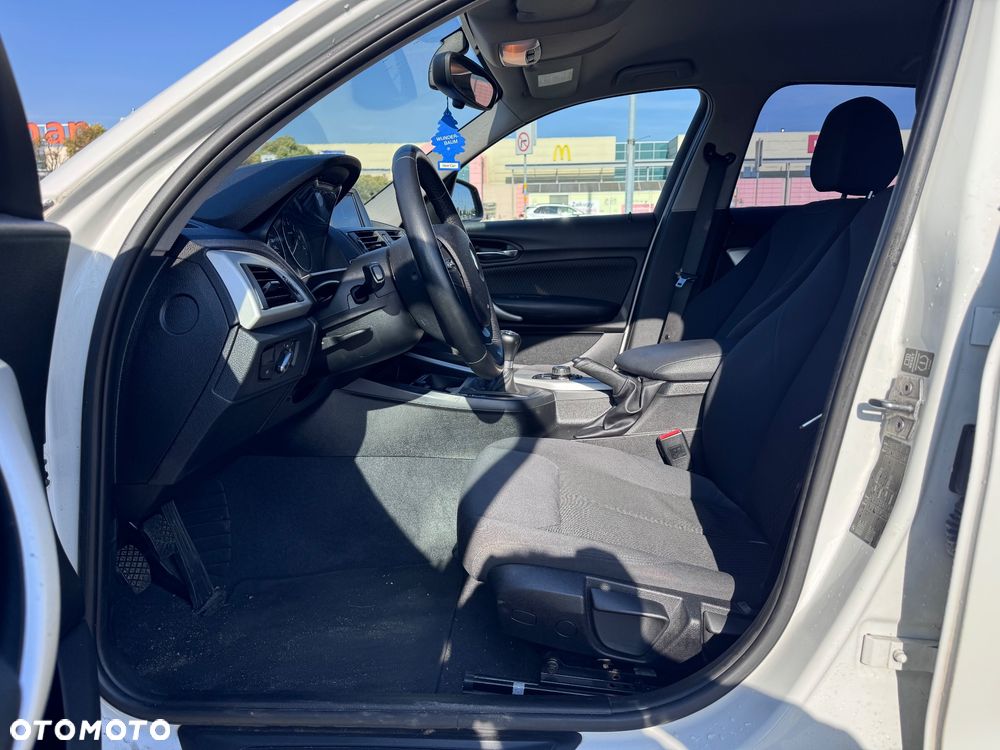 BMW Seria 1 - 15