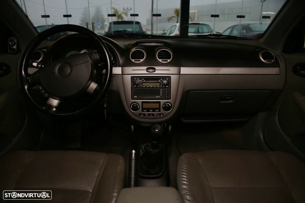 Chevrolet Nubira SW Wagon 1.6 CDX - 9