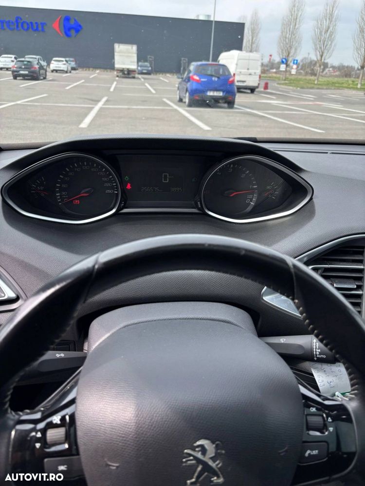 Peugeot 308 - 4