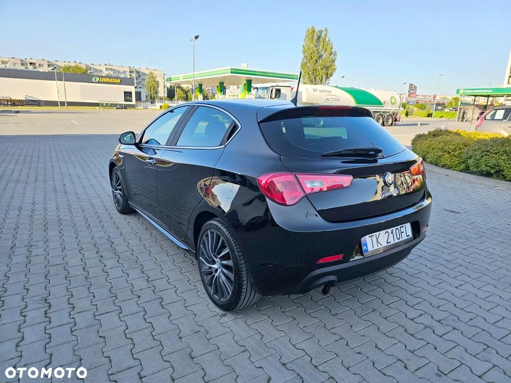 Alfa Romeo Giulietta - 7