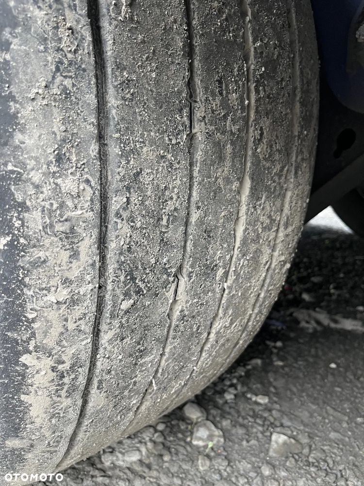 Schwarzmuller Standard SAF 300 000 km  5910 kg - 7