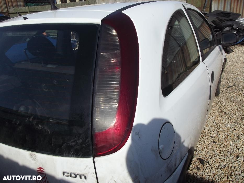 Stop Opel Corsa C spate stanga dreapta dezmembrez corsa c 1.3cdti - 4