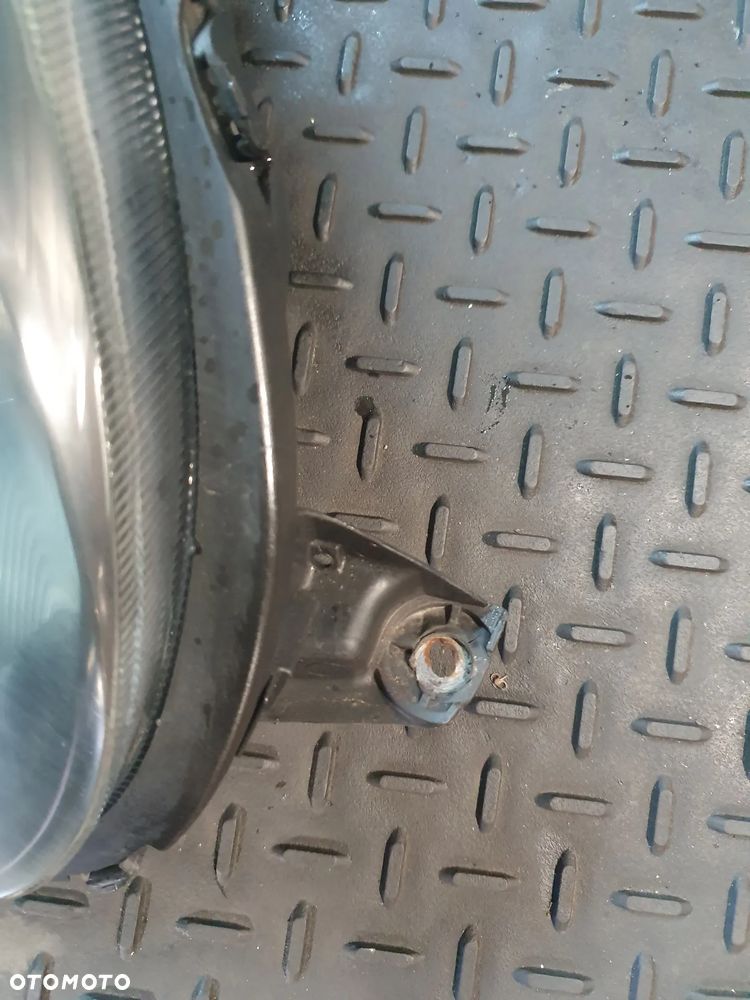 Nissan Micra K12 03-10 LAMPA PRZEDNIA PRZÓD PRAWA OE 26010AX705 EUROPA    89007480 - 4