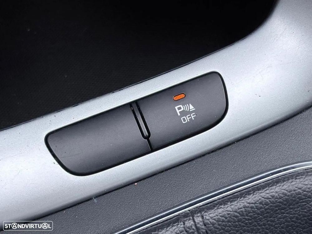 Kia Ceed 1.4 CRDi Nav Line - 51