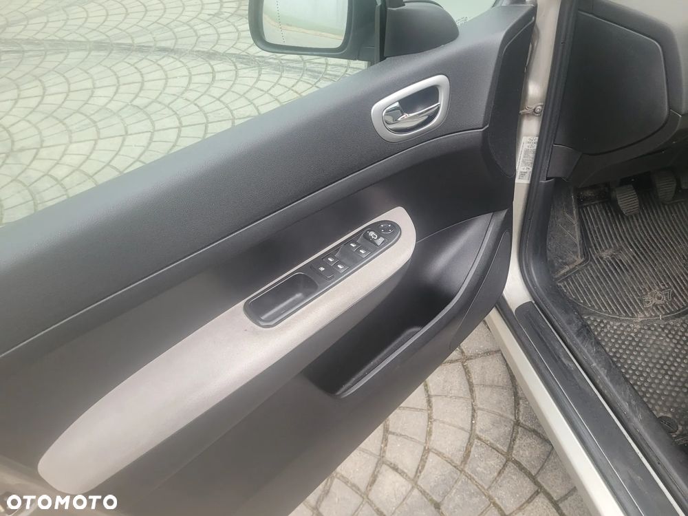 Peugeot 307 - 7