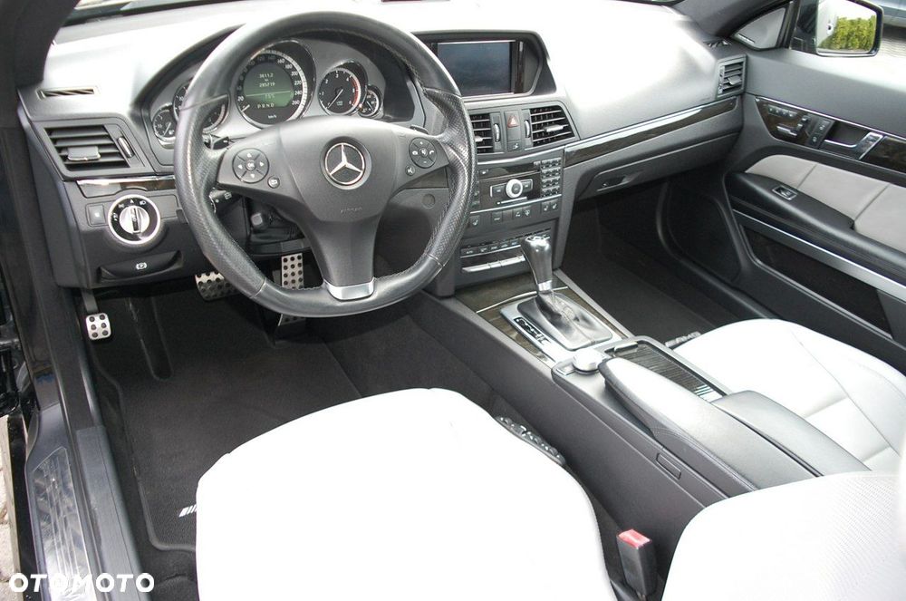 Mercedes-Benz Klasa E - 22