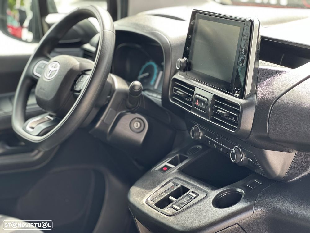 Toyota Proace City - 15