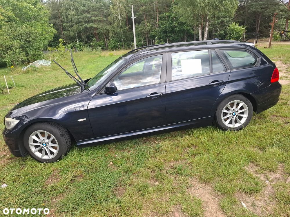 BMW Seria 3 320d - 4