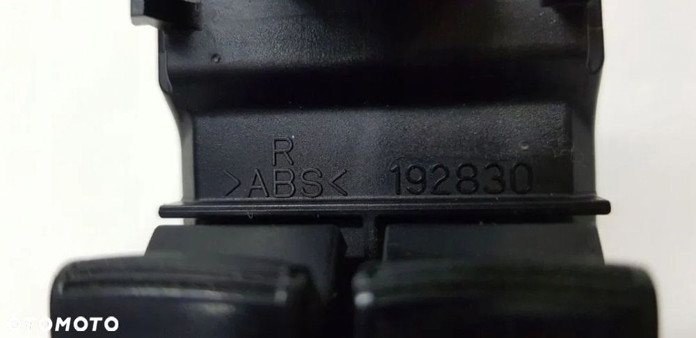 PRZEŁĄCZNIK OTWIERANIA SZYBY LEWY PRZÓD RAV4 III - 6