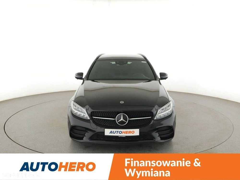 Mercedes-Benz Klasa C 300 4Matic 9G-TRONIC Night Edition - 12