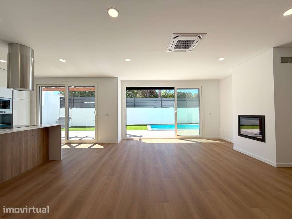 Moradia Térrea T4 de Luxo em Azeitão com Piscina e Jardim - Grande imagem: 5/22