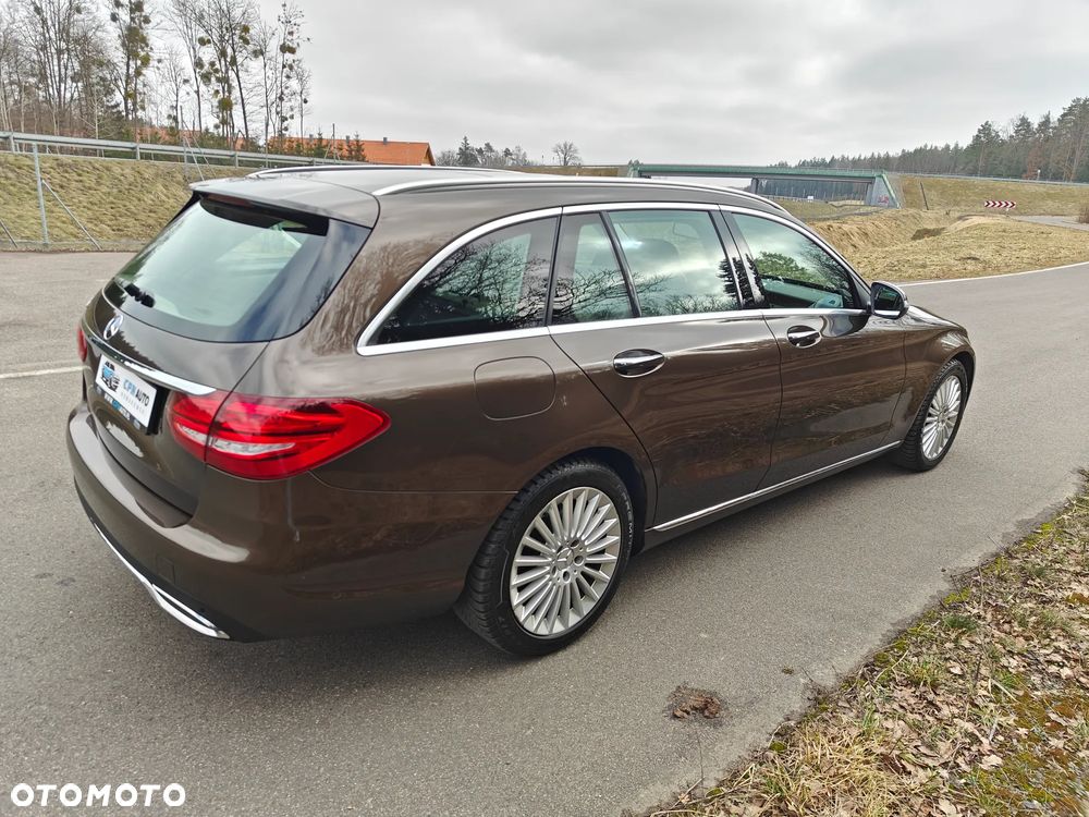 Mercedes-Benz Klasa C - 12