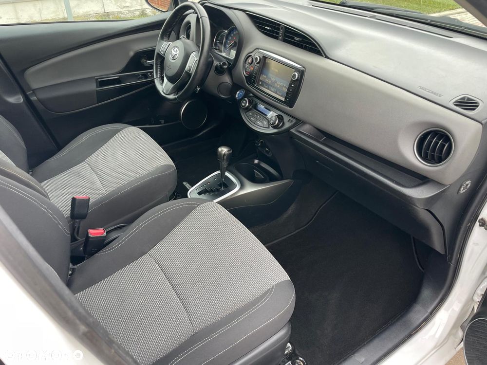 Toyota Yaris 1.5 VVT-i Comfort - 11