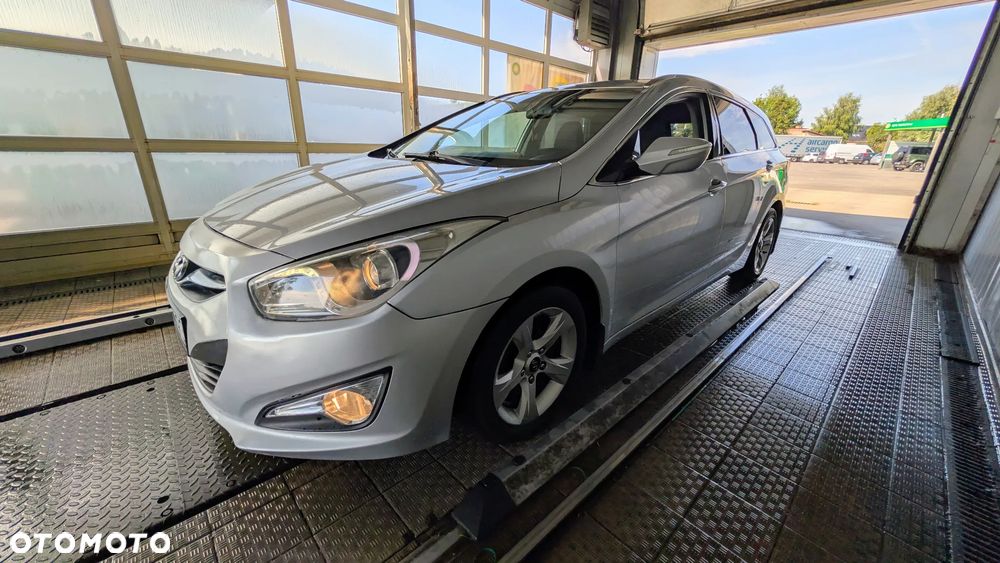 Hyundai i40 1.7 CRDi Comfort + - 4