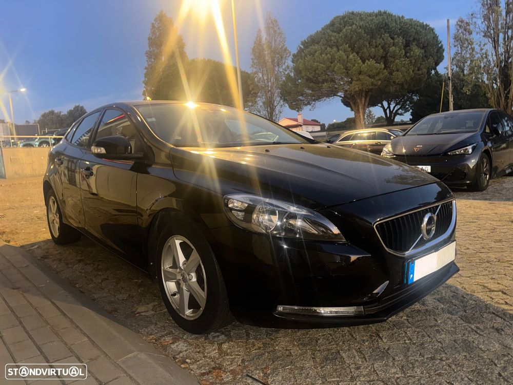 Volvo V40 2.0 D2 Kinetic Eco - 2