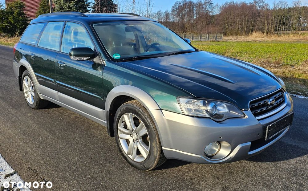 Subaru Legacy Kombi 3.0 4WD - 1