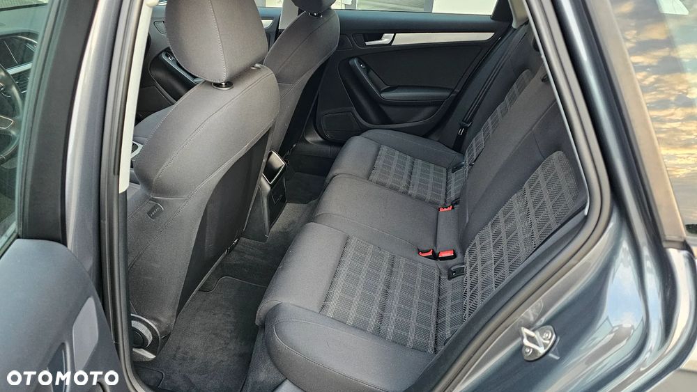 Audi A4 Avant 2.0 TDI S tronic design - 7