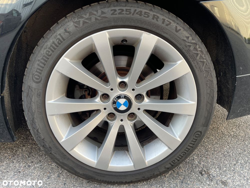 BMW Seria 3 318d - 18