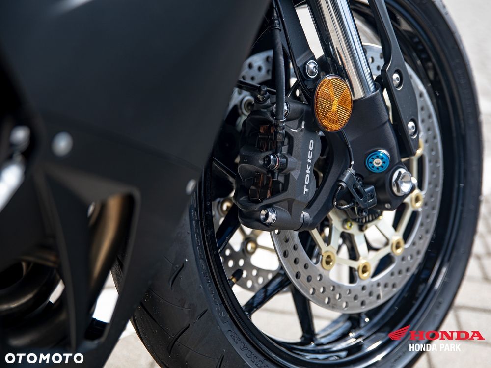 Honda CBR - 15