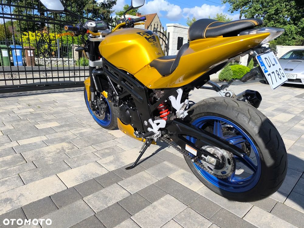 Hyosung GT Comet - 5