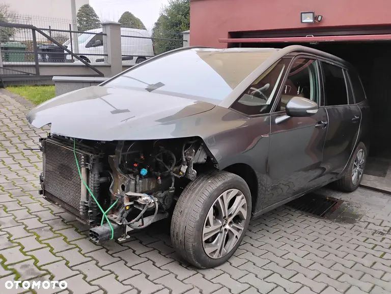 Citroën C4 Grand Picasso 2.0 BlueHDi Exclusive - 4