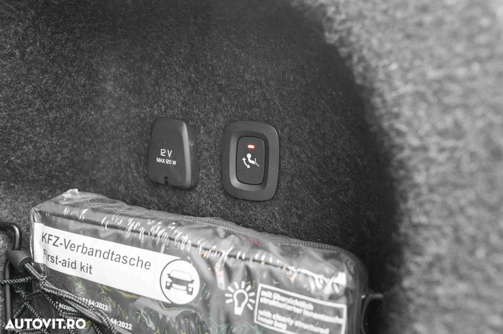 Volvo S60 T8 eAWD Inscription - 36
